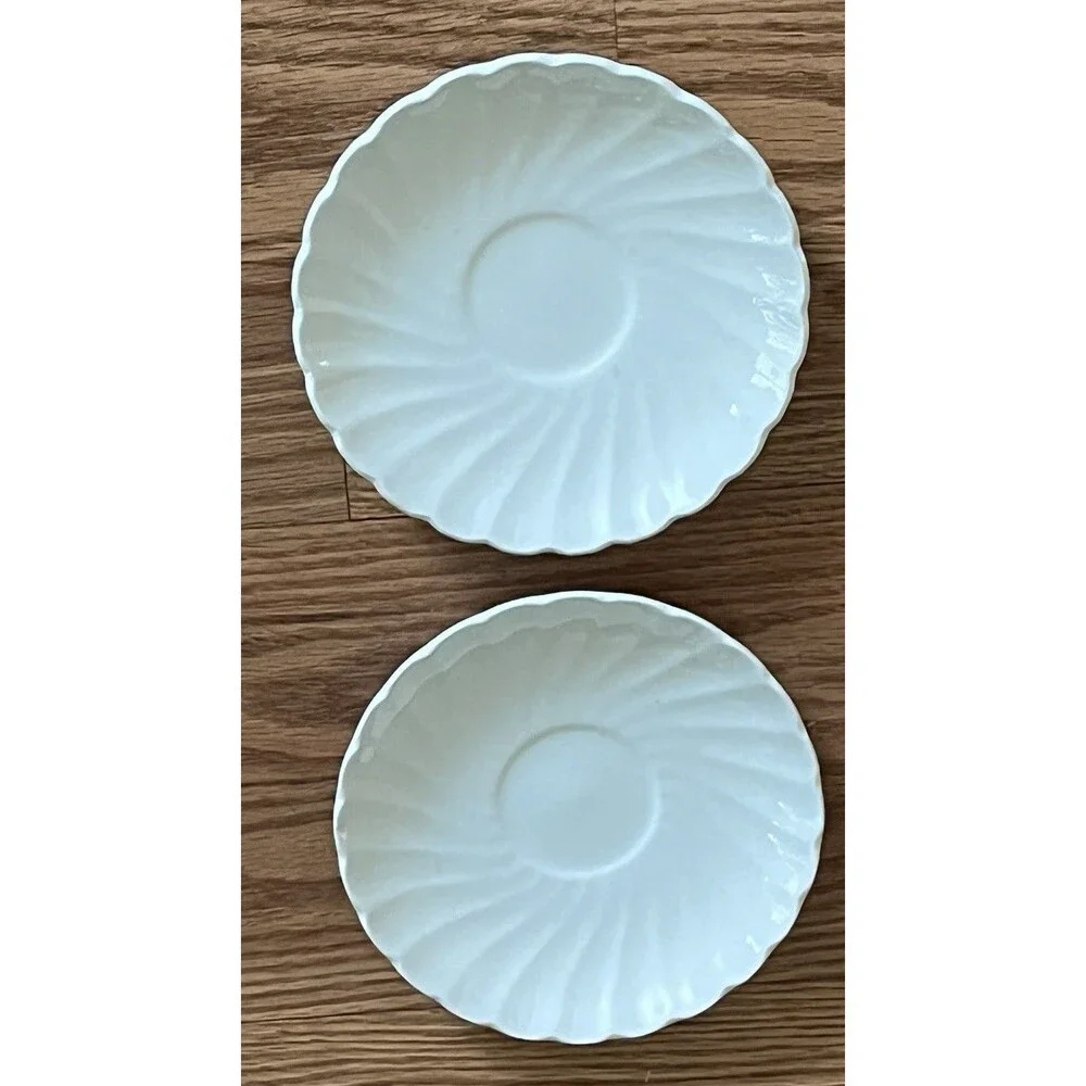 Myott Meakin‎ Staffordshire England Olde Chelsea White Swirl Saucer Plates Set 2